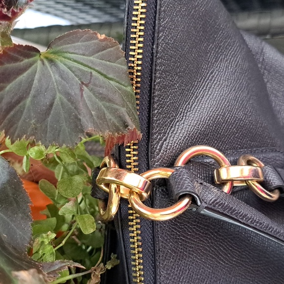 Coach Ava Navy Leather Shoulder/ Tote Excellent Condition - Picture 4 of 13